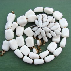 White Trifari Jewelry 5